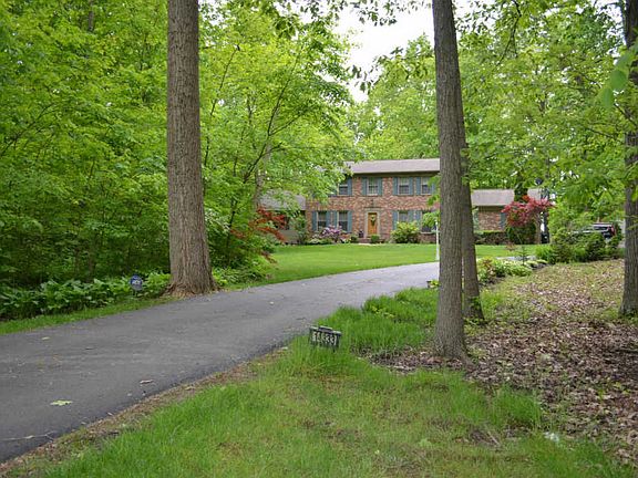 2nd image of 14333 Hickorywood Trl