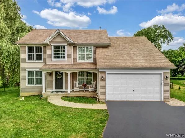 730 Borden Rd, Cheektowaga, NY 14227
