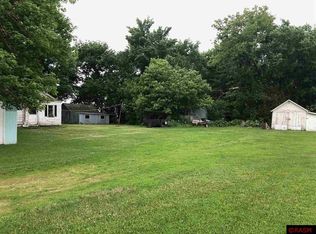 28459 280th Ave, Sleepy Eye, MN 56085