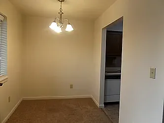 Deer Run Apartments — Photo 9