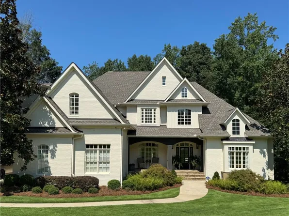 1657 Saint Andrews Ln, Auburn, AL 36830