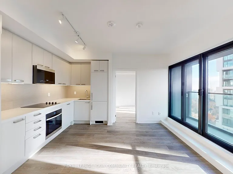 20 Soudan Ave #2504 — Photo 6