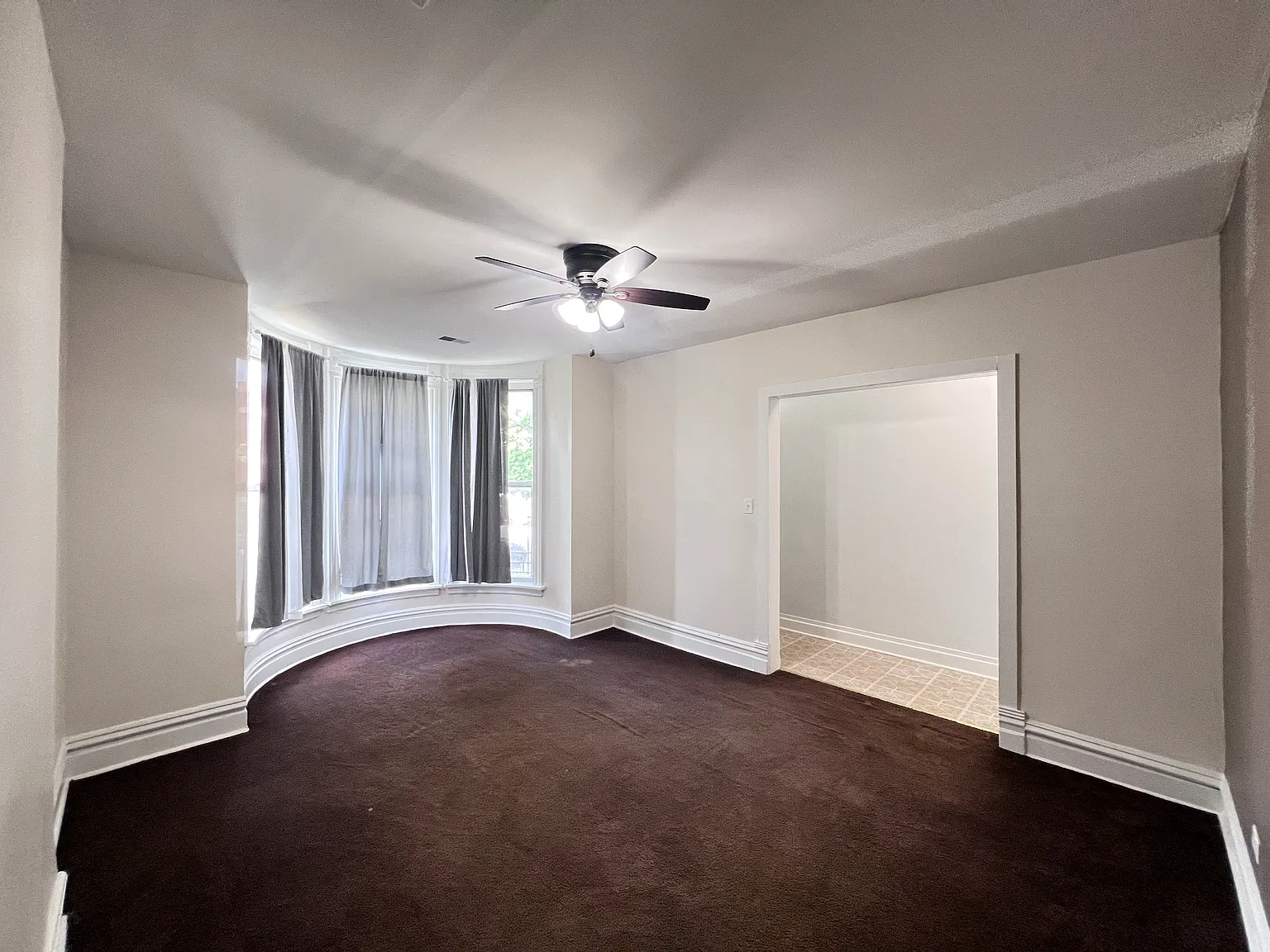 3 bed, $1,500 — Photo 3