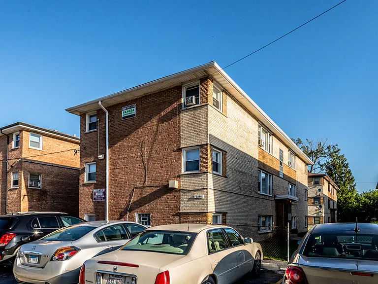 2066 W 135th Pl — Photo 7