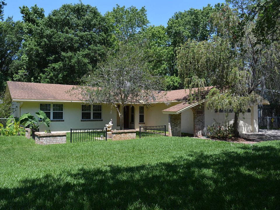 1st image of 218 Beechwood Ct