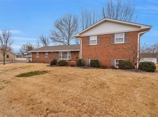 303 Edna Dr, O Fallon, IL 62269