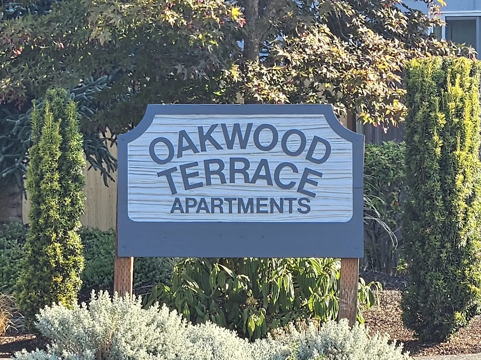 Oakwood Terrace — Photo 2