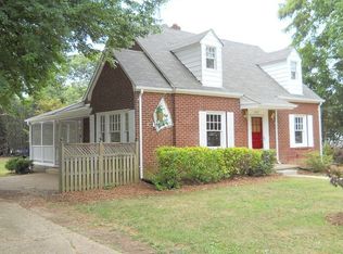 5417 Forest Ave, Alexandria, VA 22310