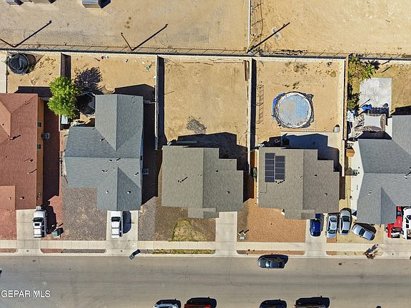 2nd image of 14243 Desierto Bonito St