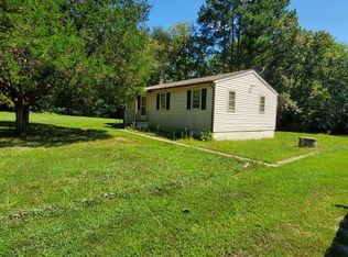 11 Perkins Ln, Farmville, VA 23901