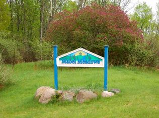 6 Cushman Ct, Williamsburg, MI 49690