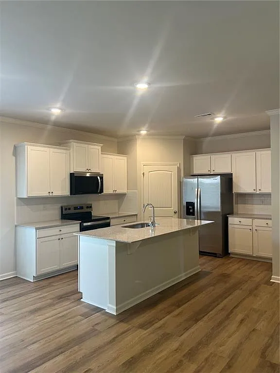 3 bed, 2.5 bath, 1877 sqft, $2,095 — Photo 4
