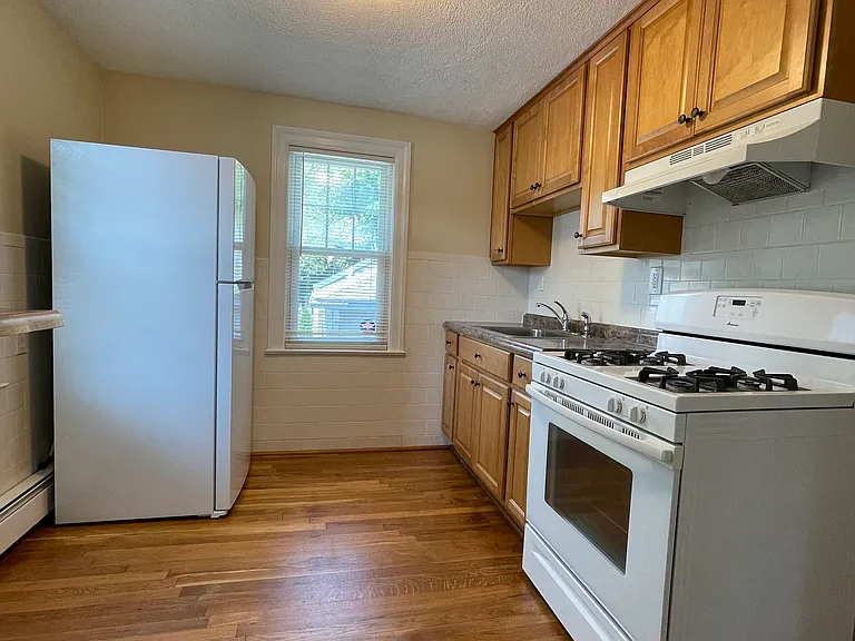 1 Tobin Rd — Photo 6