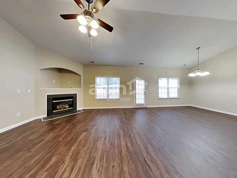 11342 Heritage Green Dr — Photo 8