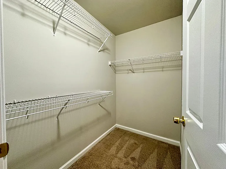 624 Huffine Manor Cir — Photo 9