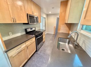 838 Penn St #0, El Segundo, CA 90245