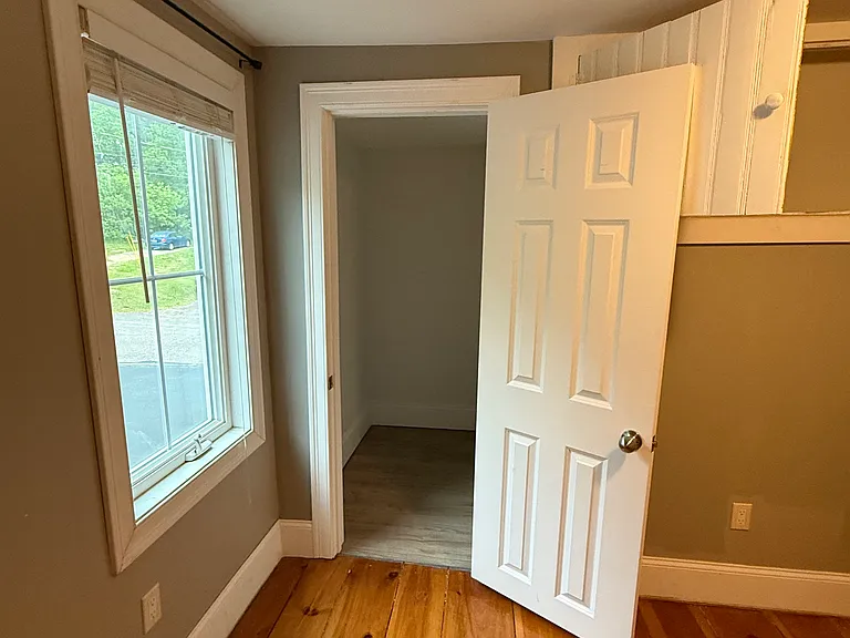 30 Oak St — Photo 28