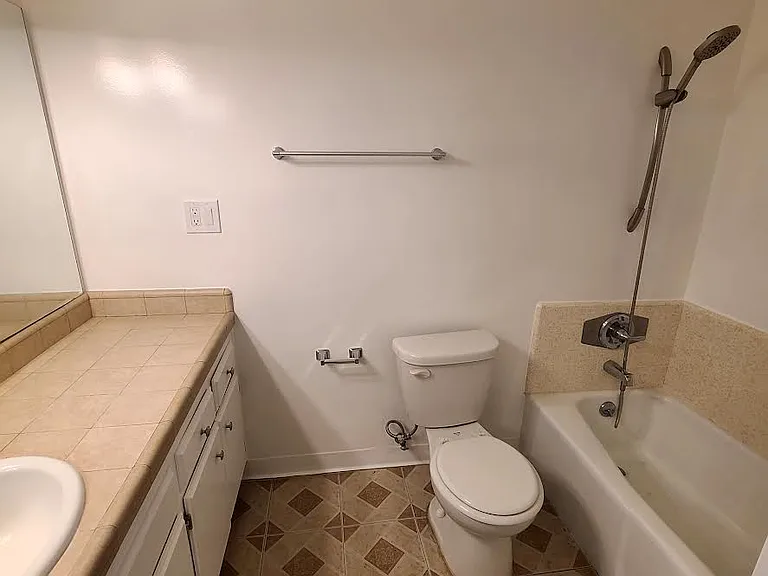 5555 W 8th St #207 — Photo 7