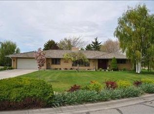 825 Green Acres Dr, Twin Falls, ID 83301