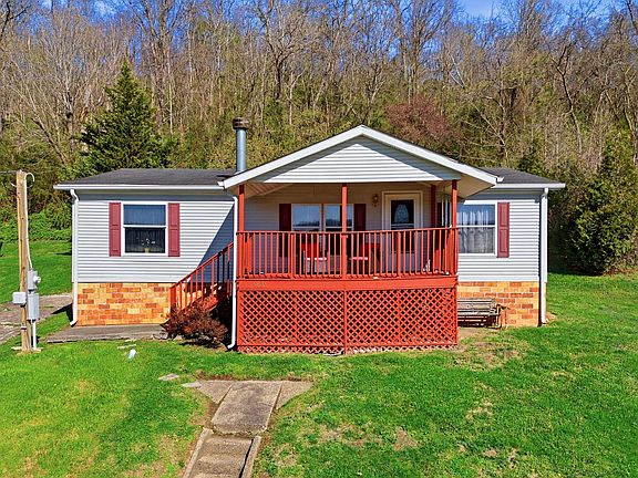 2nd image of 430 Sanns Dr