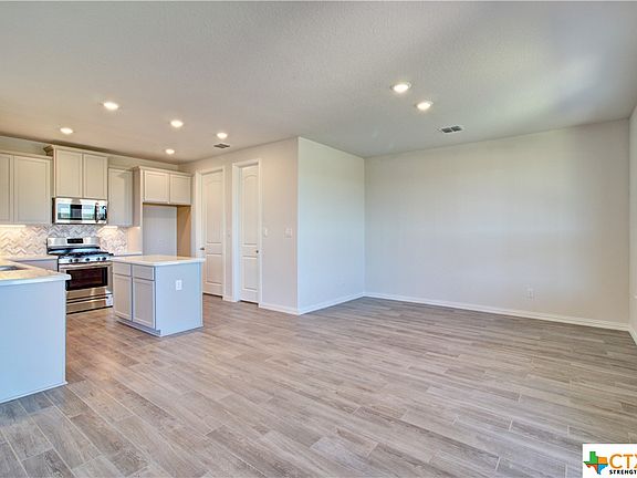 5th image of 2082 Inkberry Dr