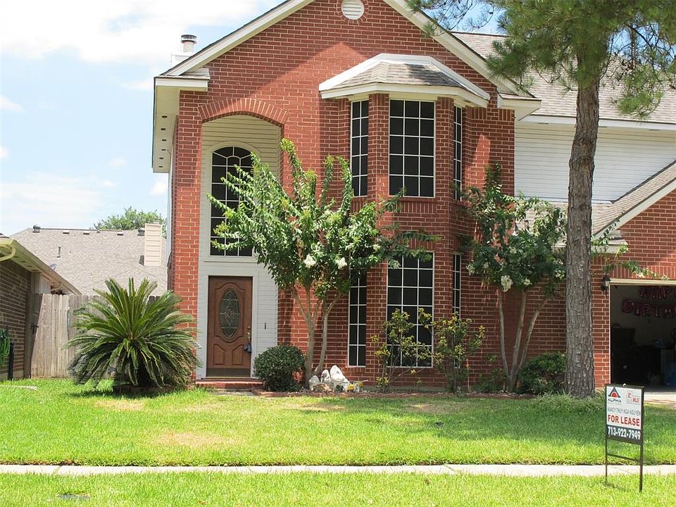 1st image of 11510 Meadowchase Dr