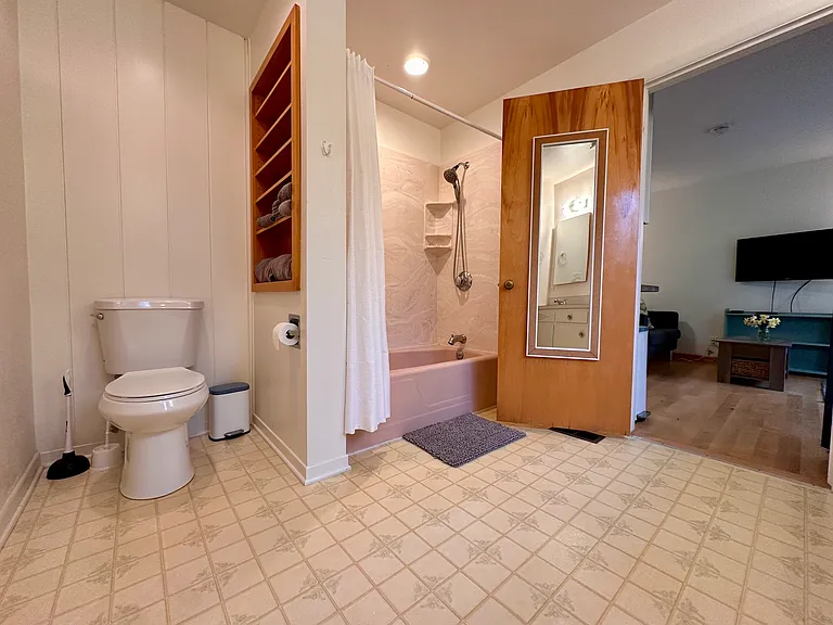 2315 SE Thompson St — Photo 13