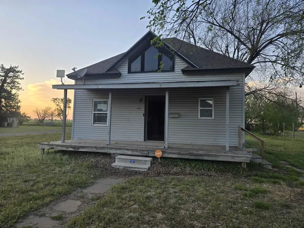 421 W Main St, Cherokee, OK 73728