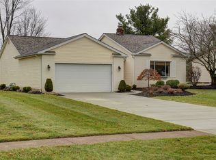 17823 Walnut Dr, Strongsville, OH 44136