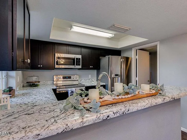 1333 E Morten Ave #140 — Photo 10