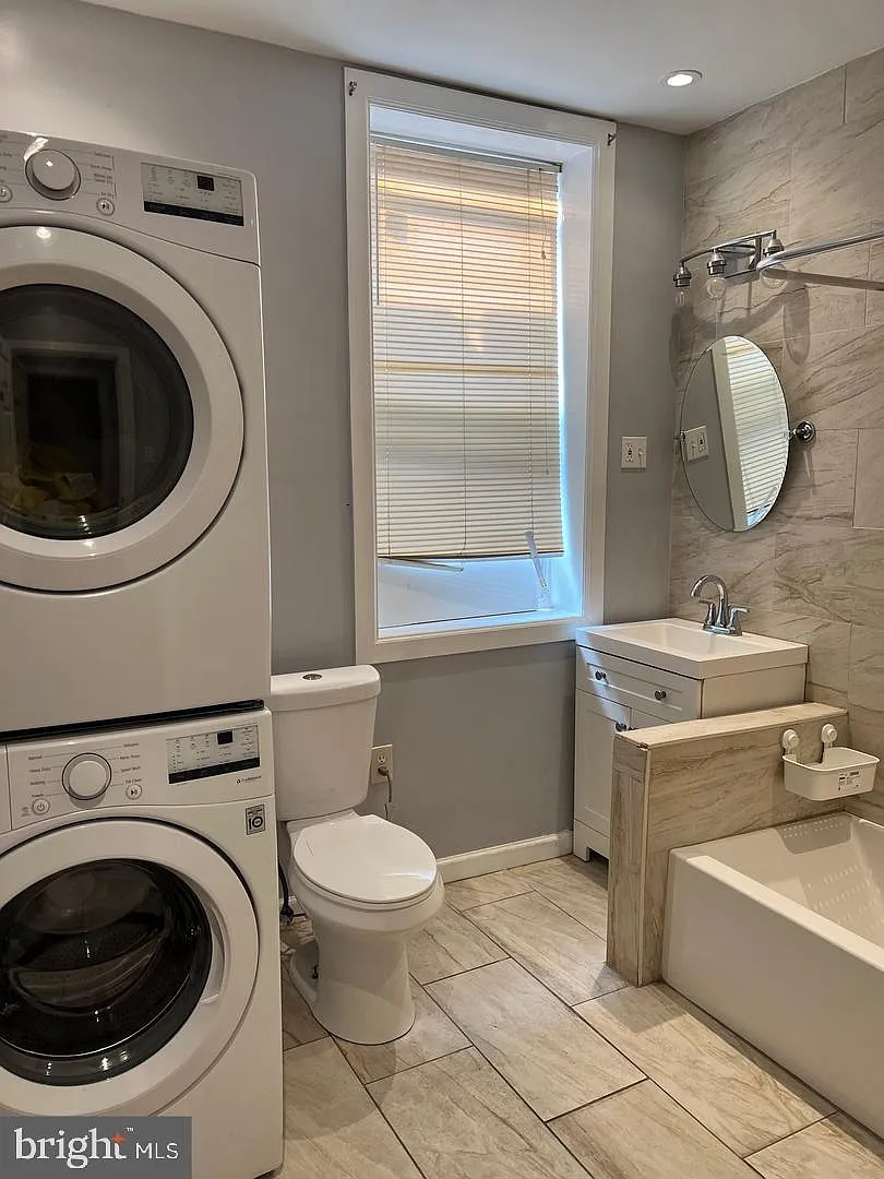 2 bed, 2000 sqft, $1,350 — Photo 2