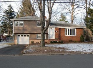 101 Highland Ave, Bergenfield, NJ 07621