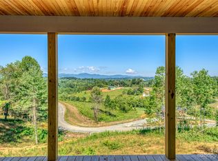 68 Sky Top View Dr, Marshall, NC 28753