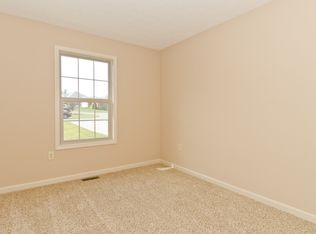 7031 Rainelle Dr, Lanesville, IN 47136
