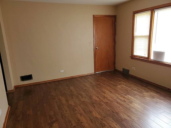 4th image of 937 N Berwick Blvd