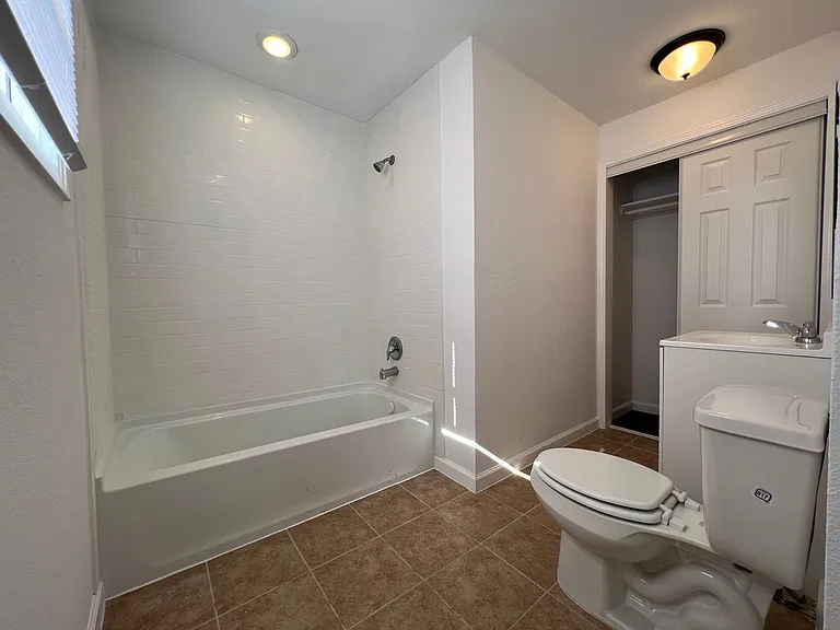 604 Tate Ave — Photo 9