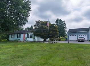 449 Hollow Rd, New Providence, PA 17560