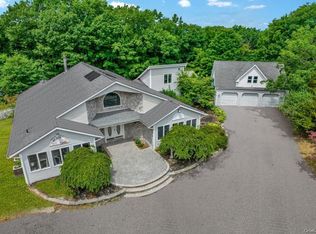 1861 Little Britain Rd, Rock Tavern, NY 12575