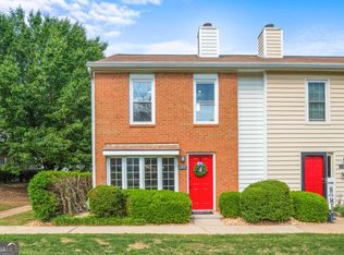 197 Holcomb Ferry Rd, Roswell, GA 30076