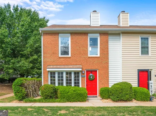 197 Holcomb Ferry Rd, Roswell, GA 30076