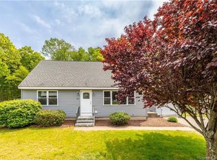 140 Cipolla Dr, East Hartford, CT 06118