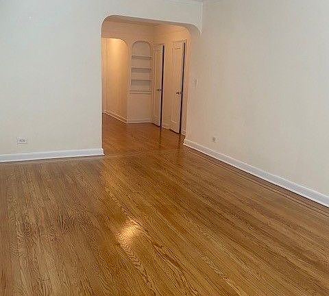 4th image of 97-50 Queens Blvd #212