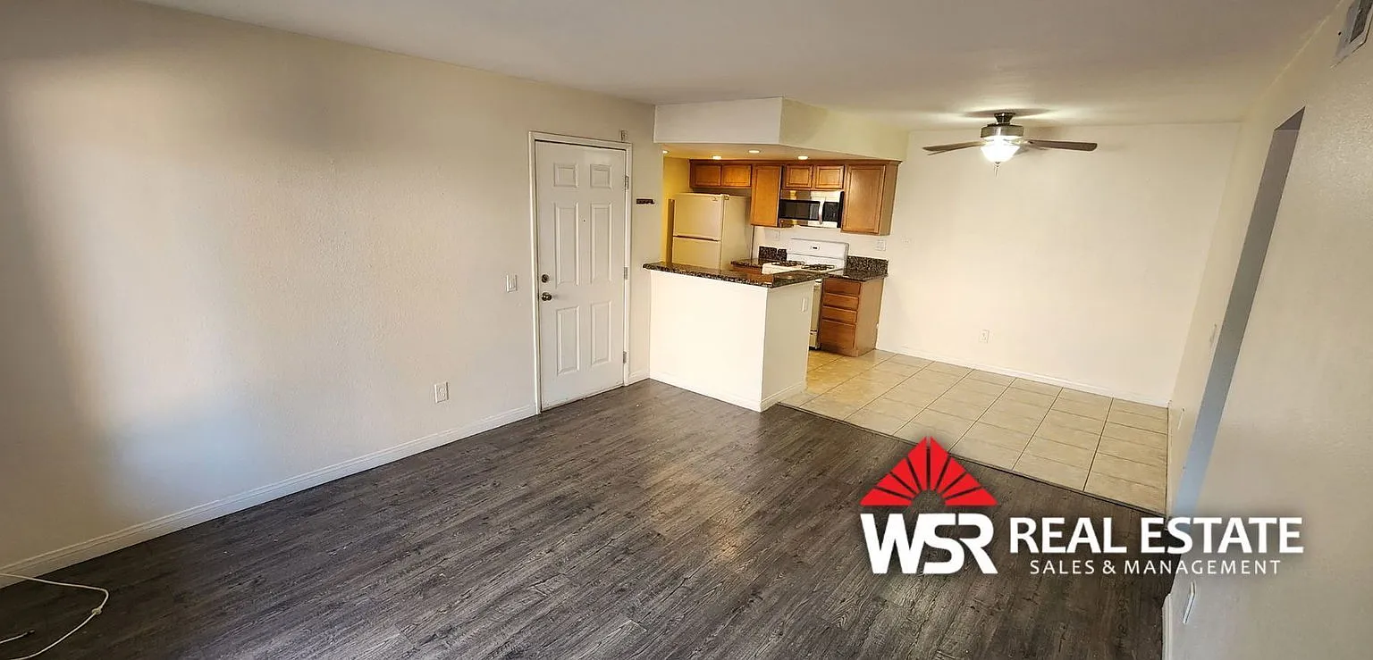 2 bed, 2.0 bath, 886 sqft, $2,000 — Photo 4