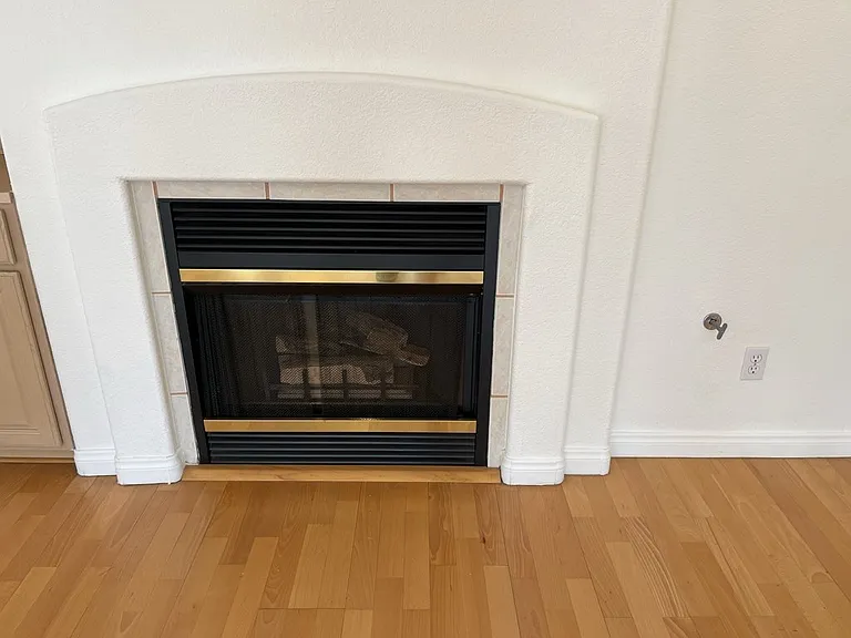 7959 Nookfield Dr — Photo 8