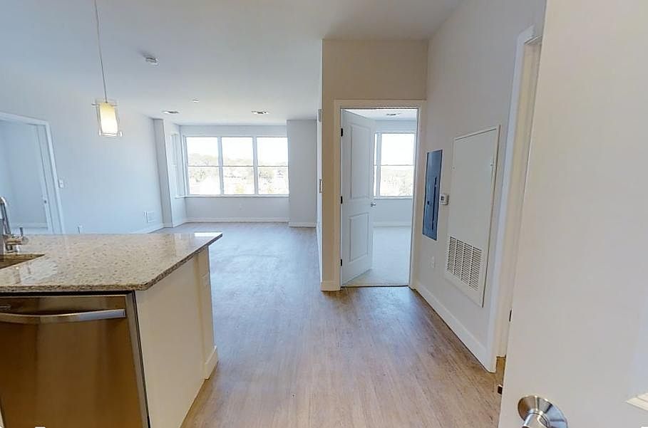 1st image of 25 Commercial St APT 212