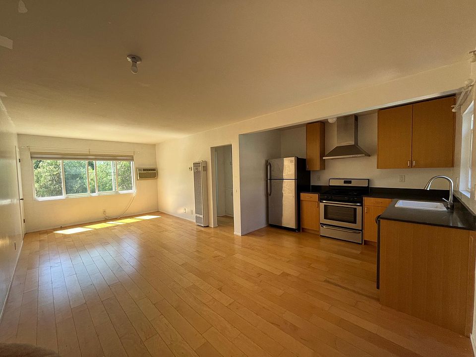 1st image of 1351 Armadale Ave APT 17