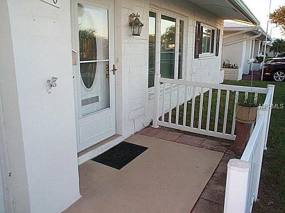 2nd image of 9720 Mainlands Blvd W
