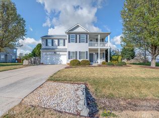 178 Eagleton Cir, Moyock, NC 27958