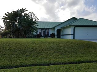641 SE Degan Dr, Port Saint Lucie, FL 34983