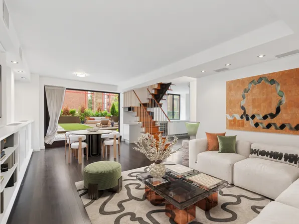140 Charles Street 2E image 1 of 10